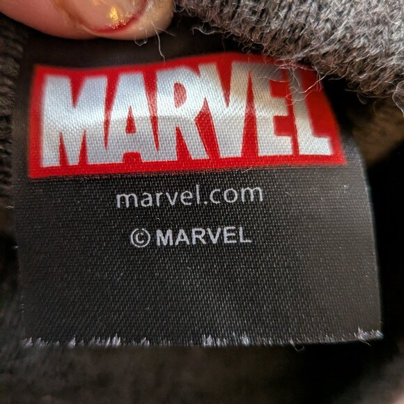 Deadpool Beanie Marvel Charcoal Gray Knit Hat Skull Cap 2017 OSFA Embroidered - Picture 3 of 3